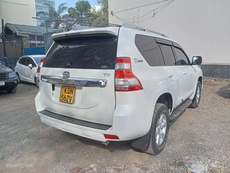 TOYOTA Landcruiser Prado   - 2016