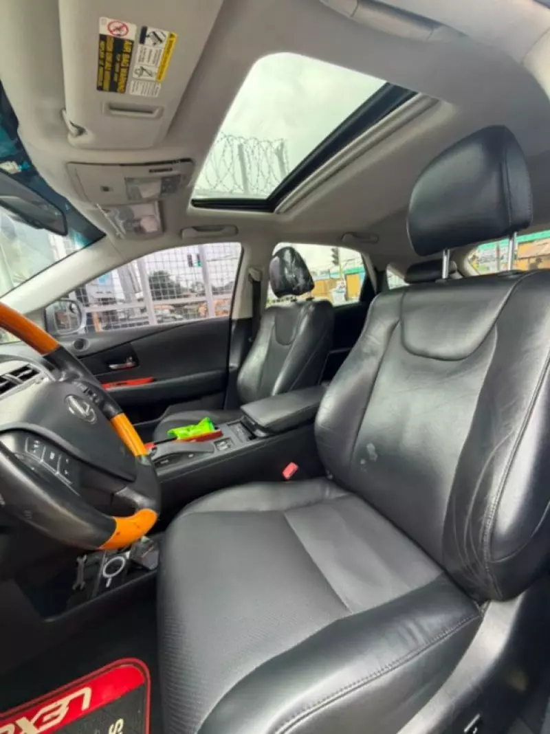 Lexus RX 350   - 2010