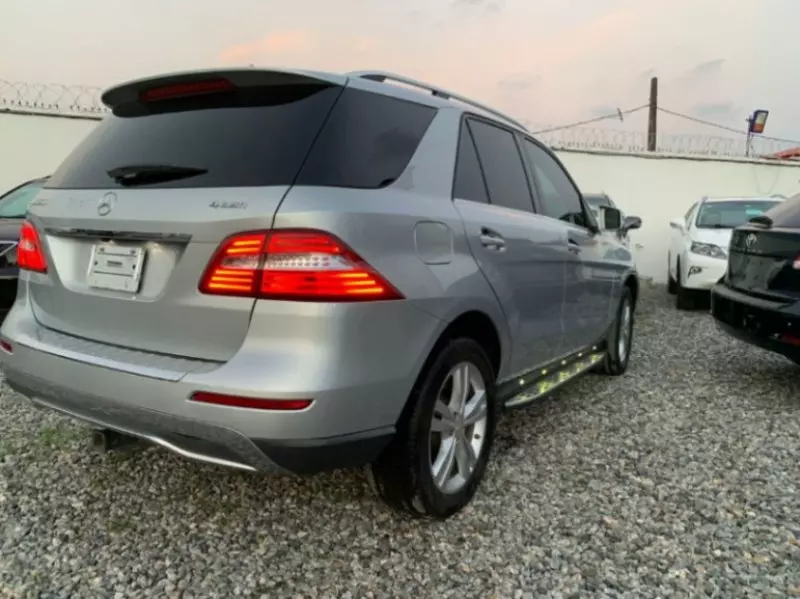 Mercedes-Benz ML 350   - 2013