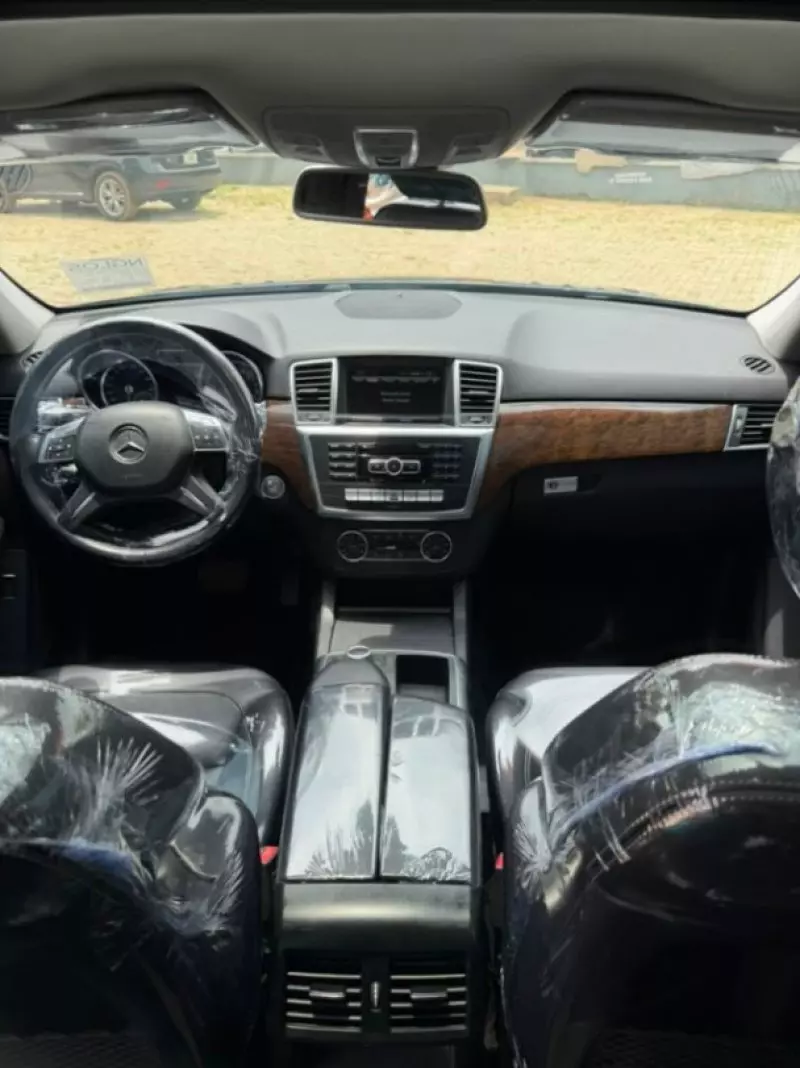 Mercedes-Benz ML 350   - 2013
