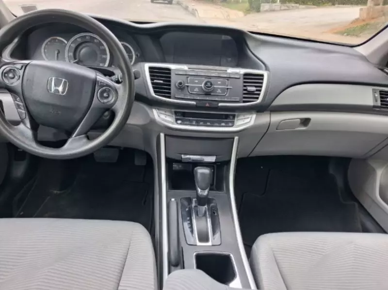 Honda Accord   - 2015