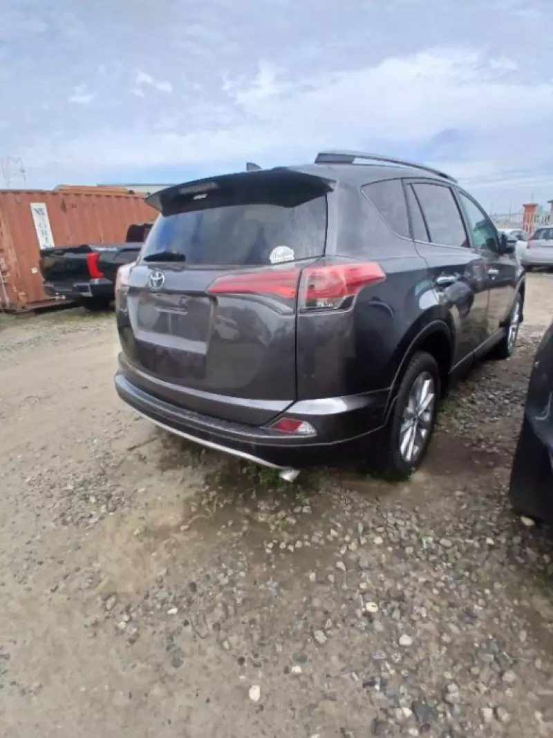 TOYOTA RAV 4   - 2017