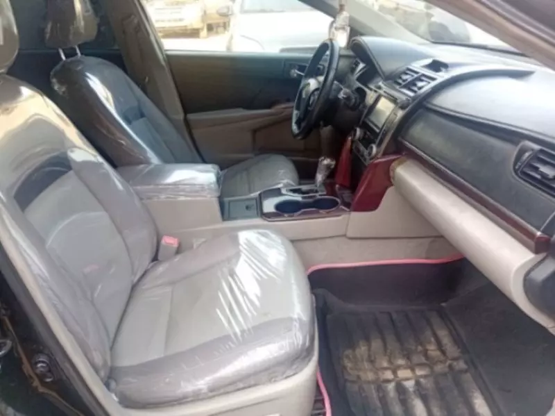 Toyota Camry   - 2013