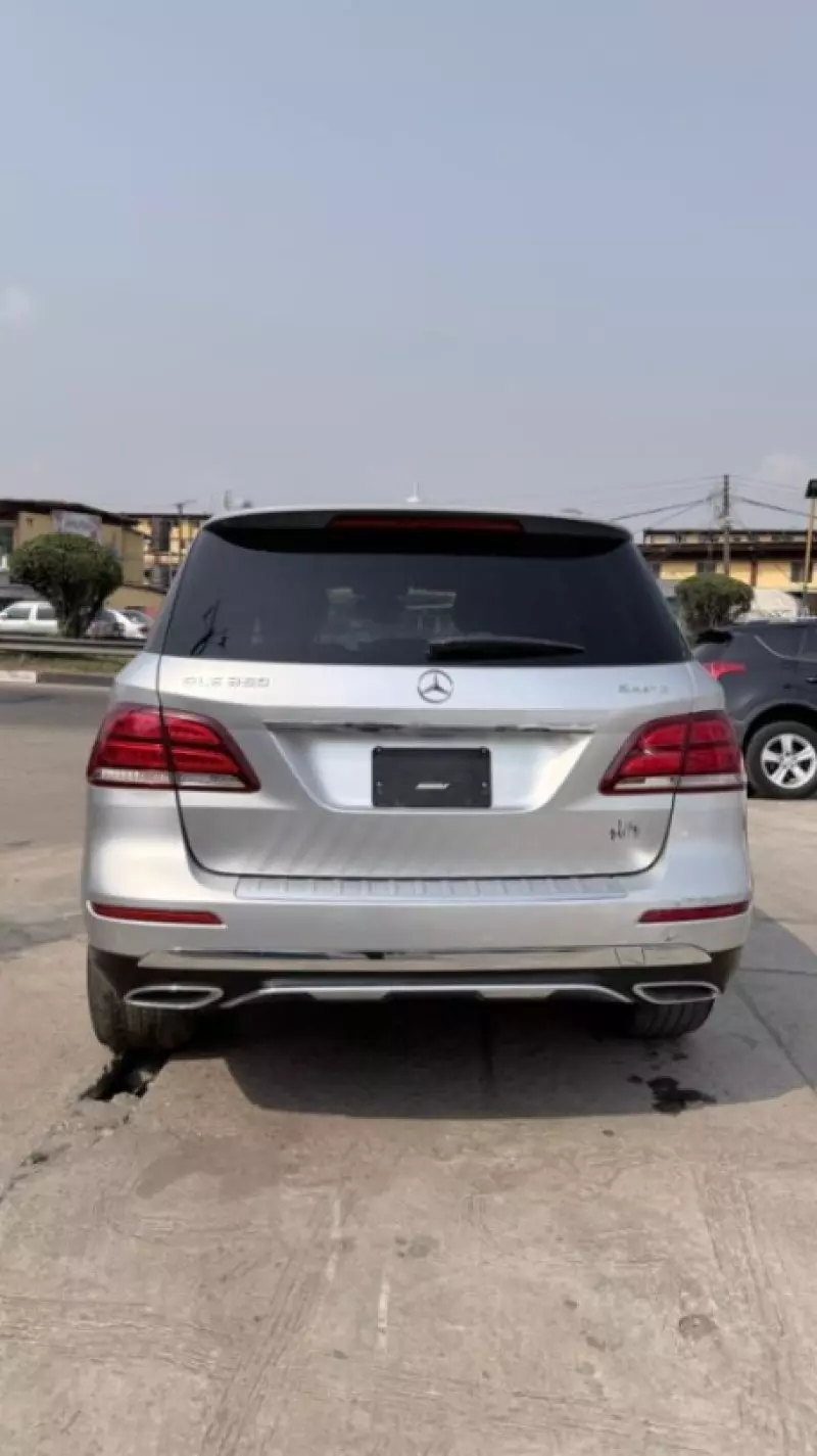 Mercedes-Benz GLE-Class   - 2017