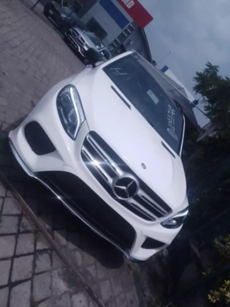 Mercedes-Benz GLE-Class   - 2018