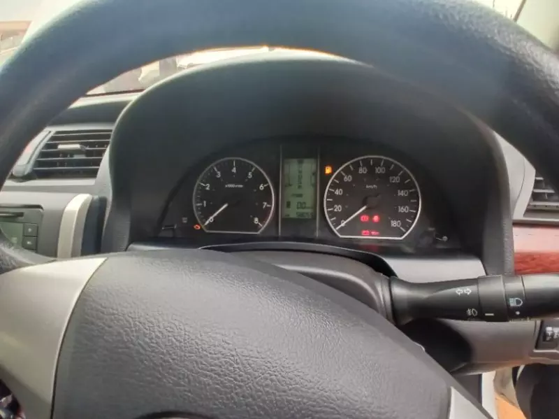 Toyota Premio    - 2012
