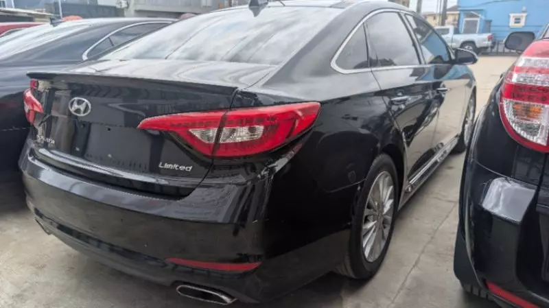 Hyundai Sonata - 2015
