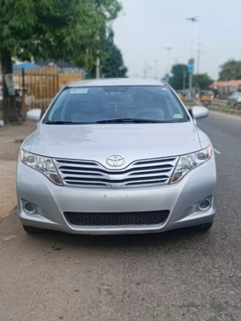 Toyota Venza   - 2010
