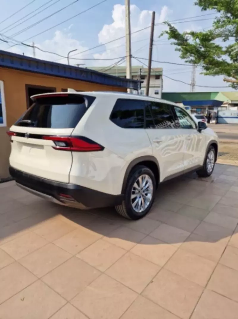 TOYOTA Grand Highlander   - 2024