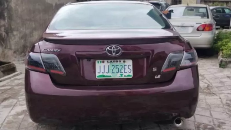 TOYOTA Camry   - 2009