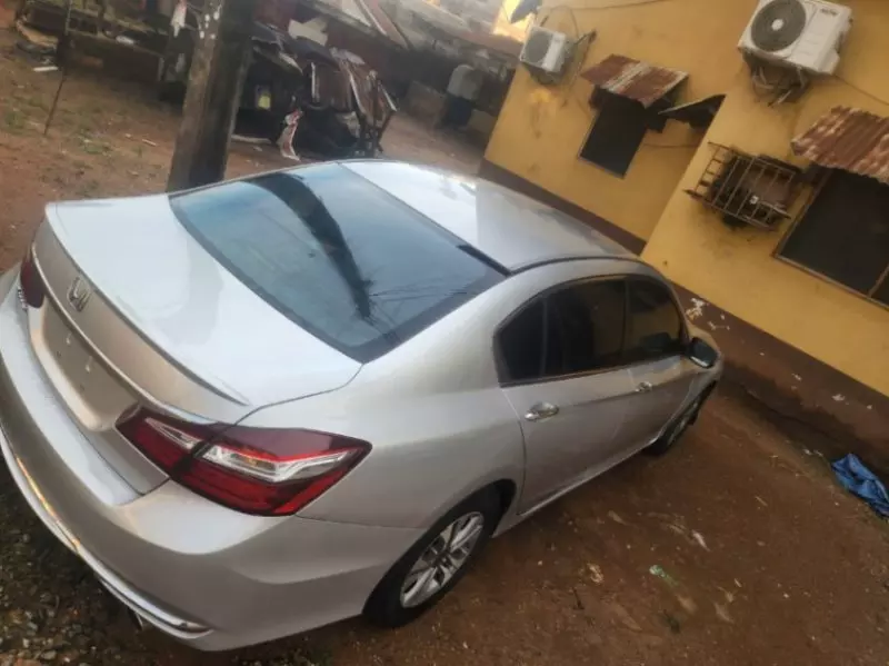 Honda Accord   - 2014