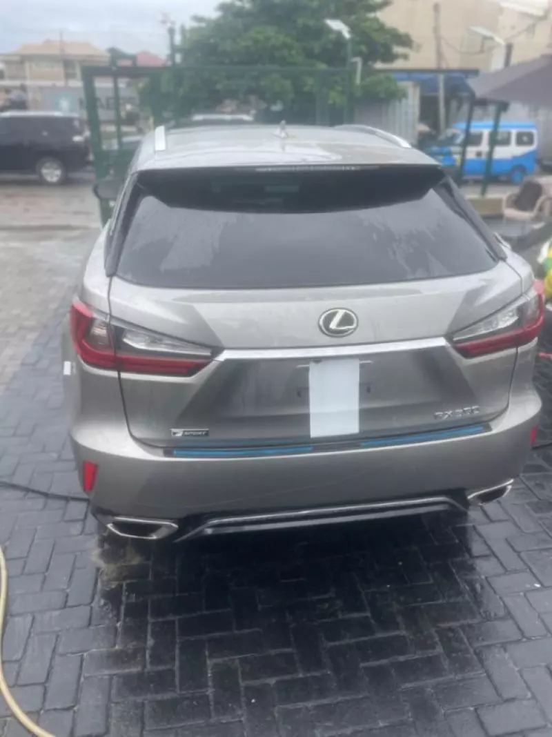 Lexus RX 350H   - 2017