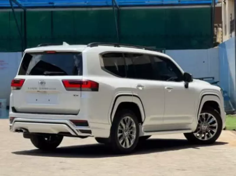 Toyota Landcruiser ZX   - 2023