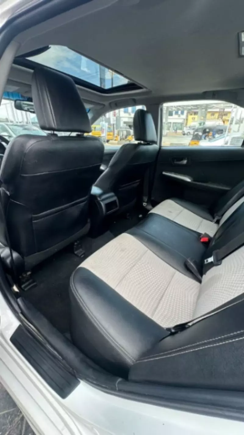 TOYOTA Camry - 2012