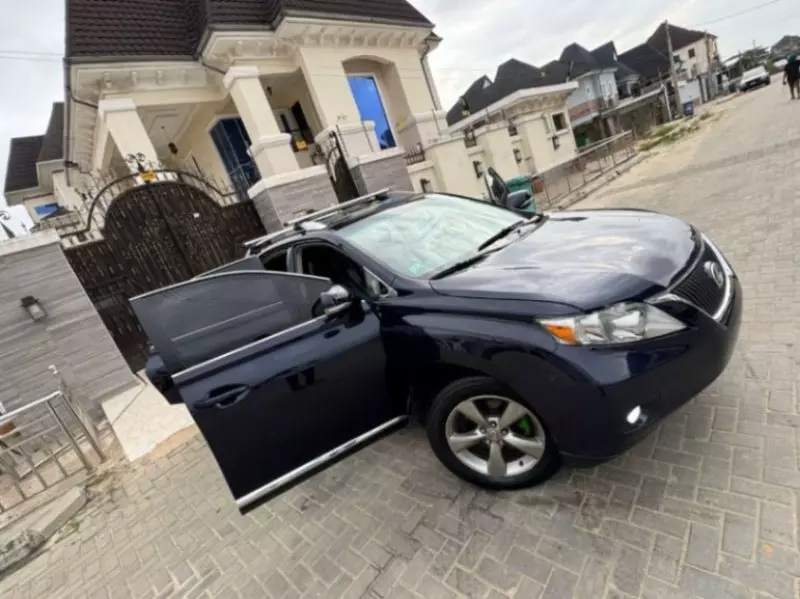 Lexus RX 350   - 2010