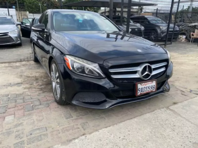 Mercedes-Benz C 300   - 2016