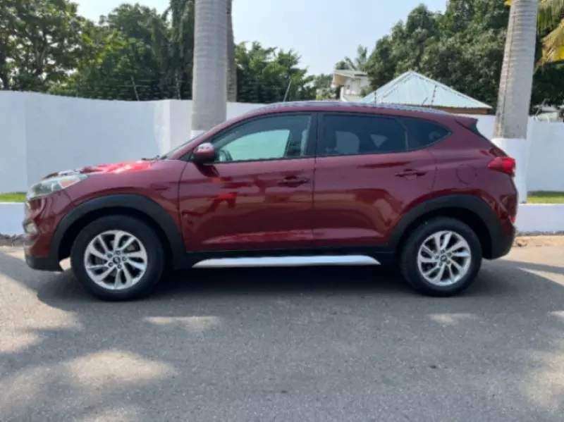 Hyundai Tucson   - 2017
