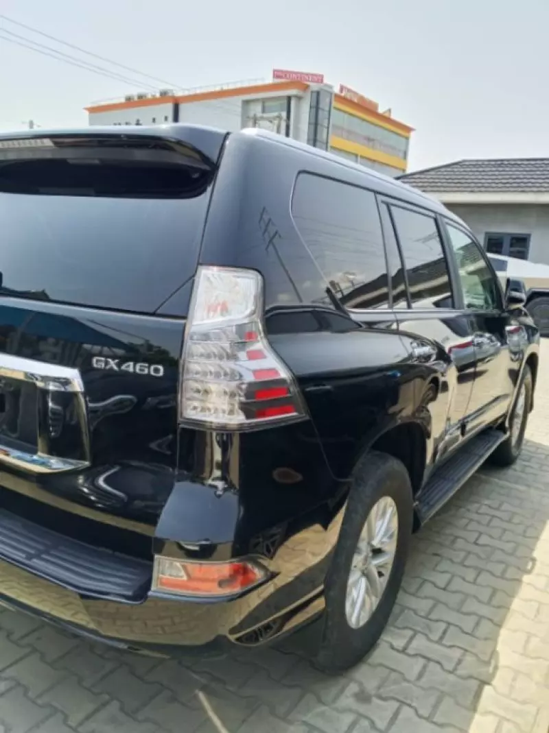 Lexus GX 460   - 2013