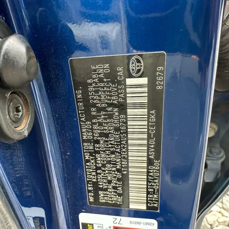 Toyota Camry   - 2010