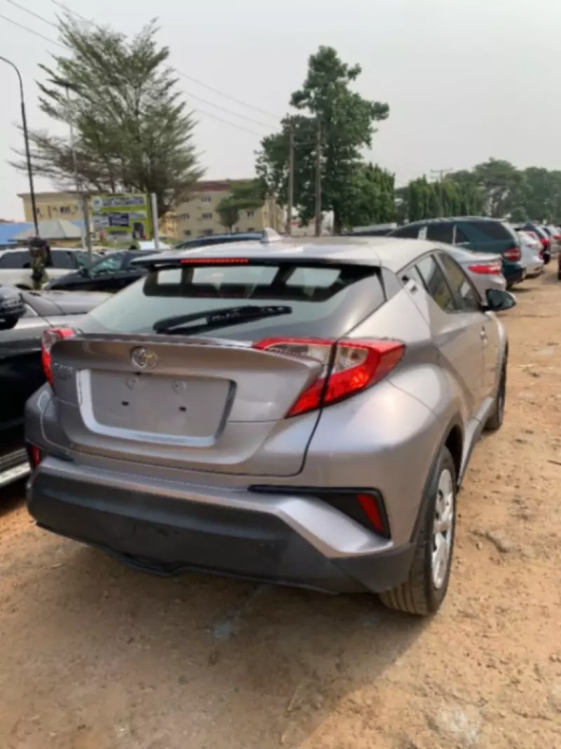 Toyota C-HR   - 2019