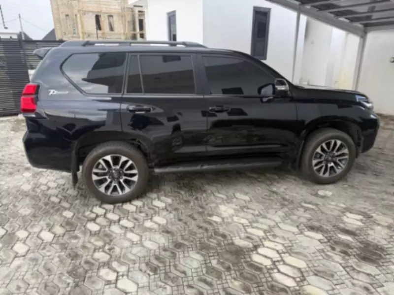Toyota Prado VX   - 2010