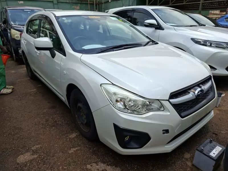 Subaru Impreza   - 2014