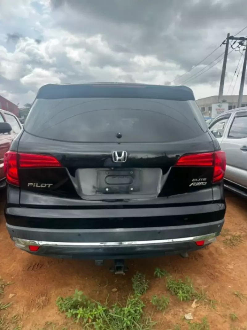 Honda Pilot   - 2016