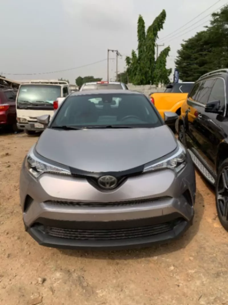 Toyota C-HR   - 2019