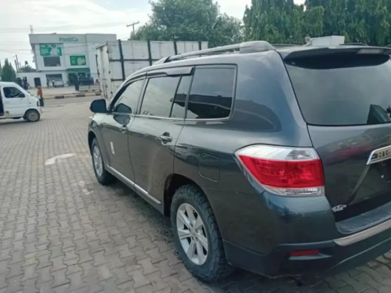 Toyota Highlander - 2012