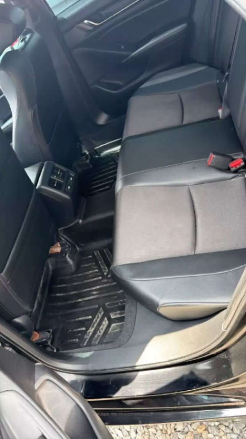 Honda Accord   - 2020