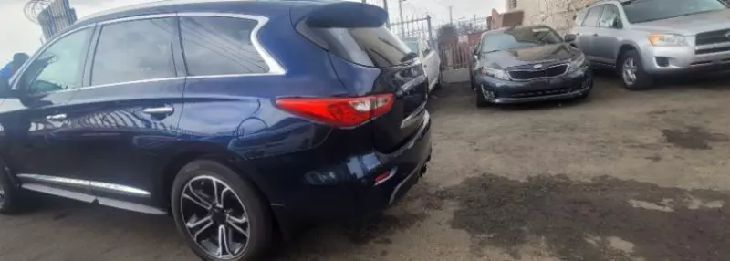 Infiniti Q60   - 2015