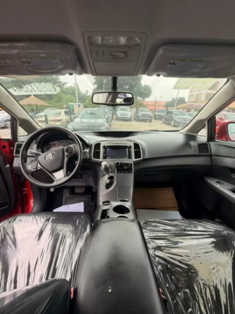 Toyota Venza   - 2013