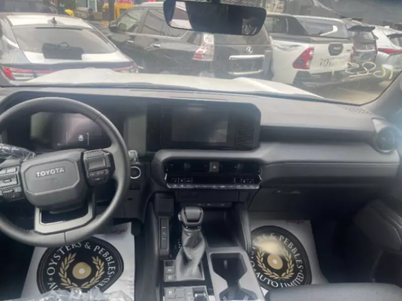 Toyota Prado   - 2024