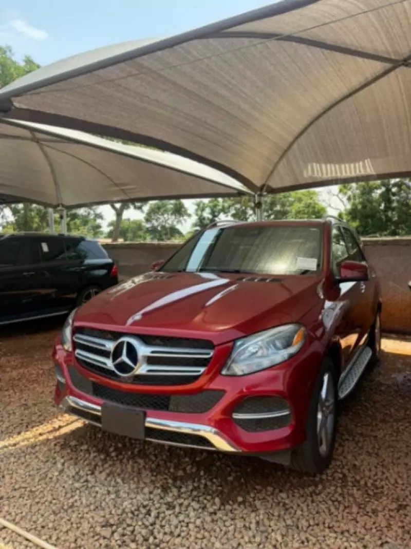 Mercedes-Benz GLE-Class   - 2016