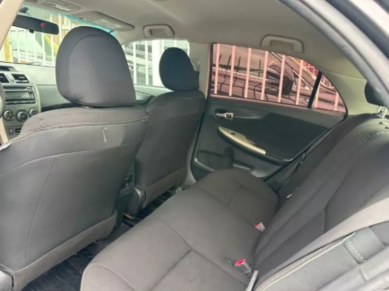 TOYOTA Corolla   - 2012