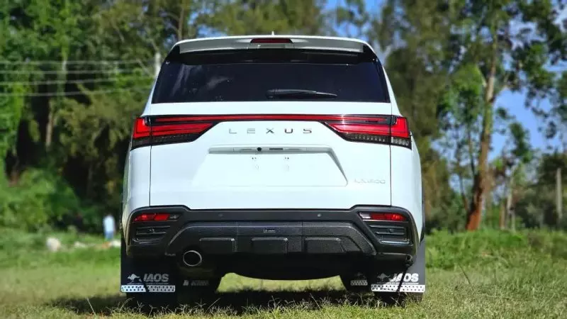 Lexus LX 600   - 2022