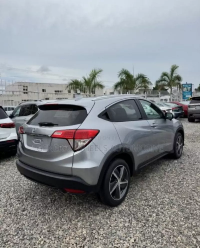 Honda HR-V   - 2022