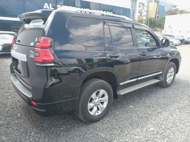Toyota Landcruiser Prado   - 2018