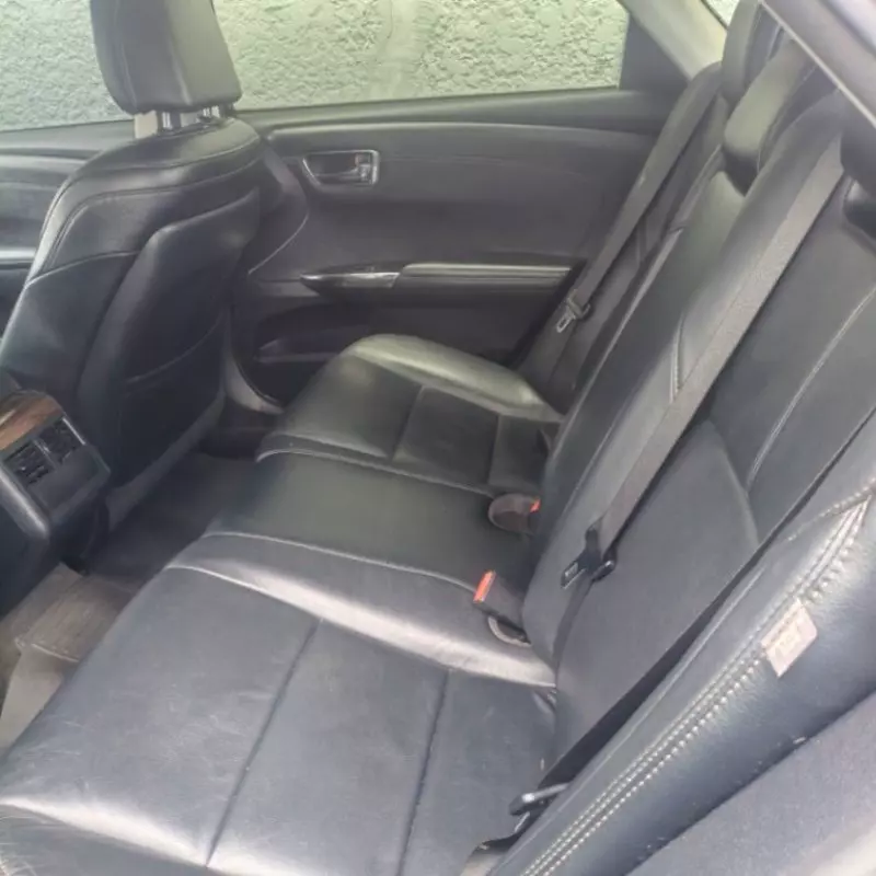 Toyota Avalon   - 2013