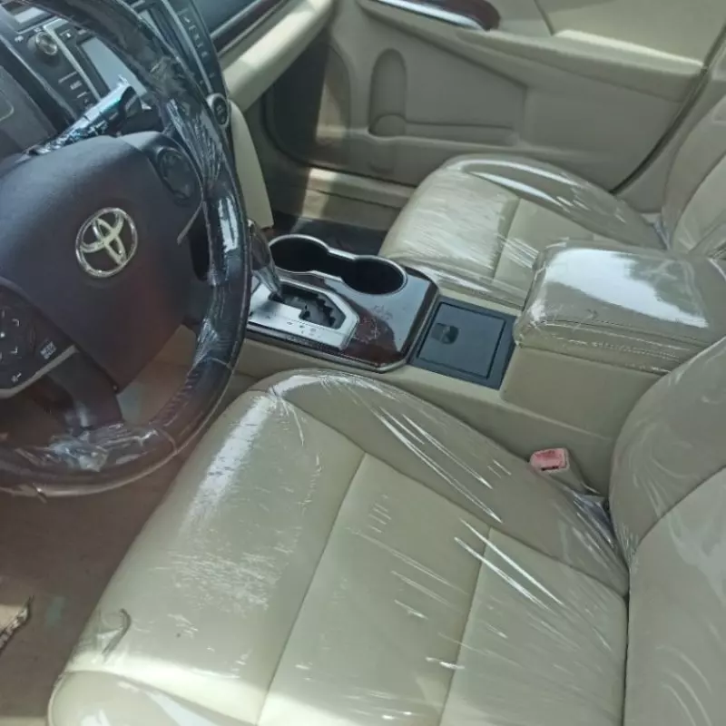 TOYOTA Camry   - 2012