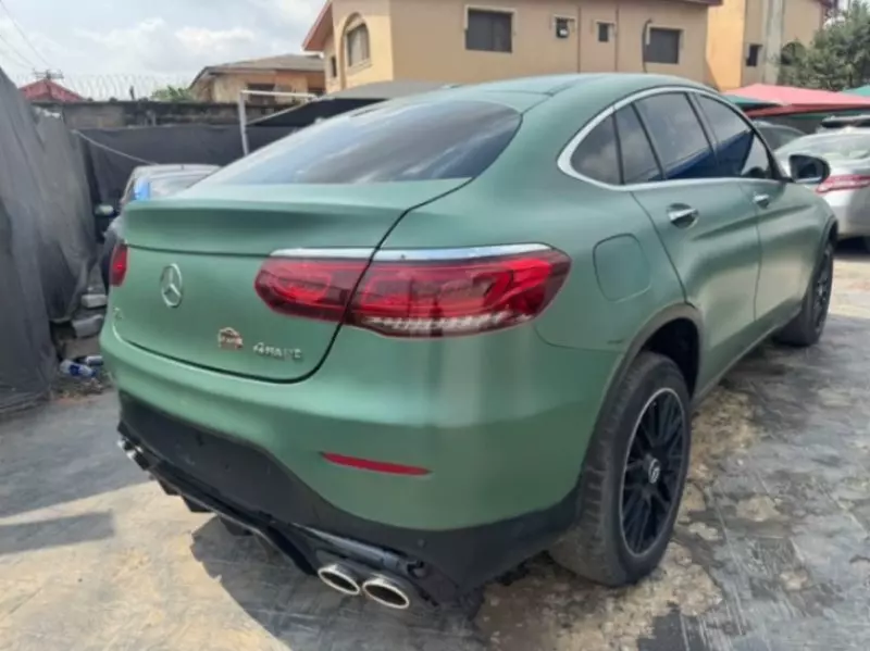 Mercedes-Benz GLC 300   - 2019