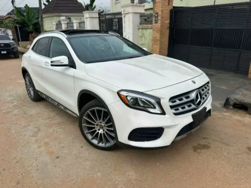 Mercedes-Benz GLA 250   - 2019