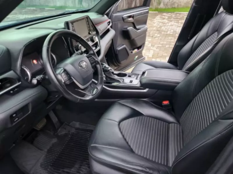 TOYOTA Highlander - 2022