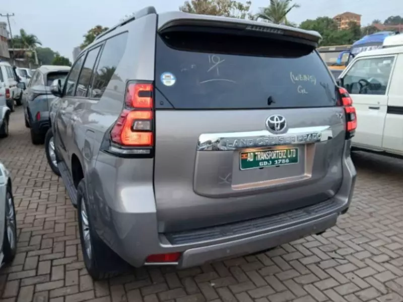 Toyota Landcruiser Prado   - 2020