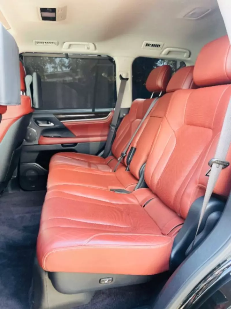 Lexus LX 570   - 2018