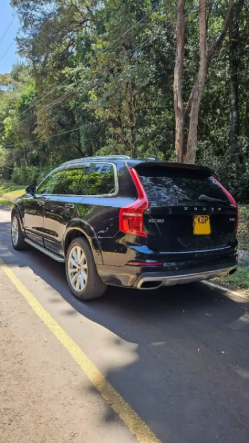 Volvo XC90   - 2018