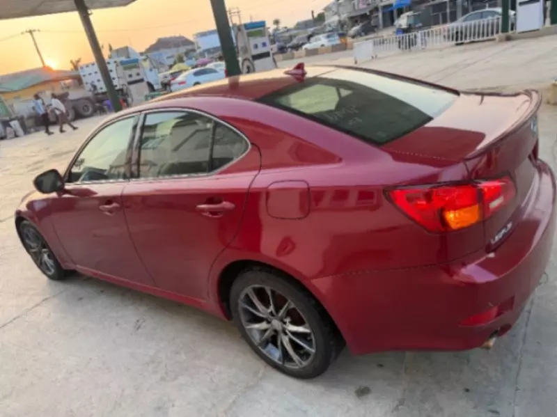 Lexus IS   - 2007