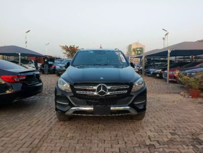 Mercedes-Benz GLE 350   - 2016