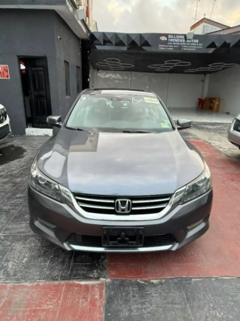 Honda Accord   - 2013