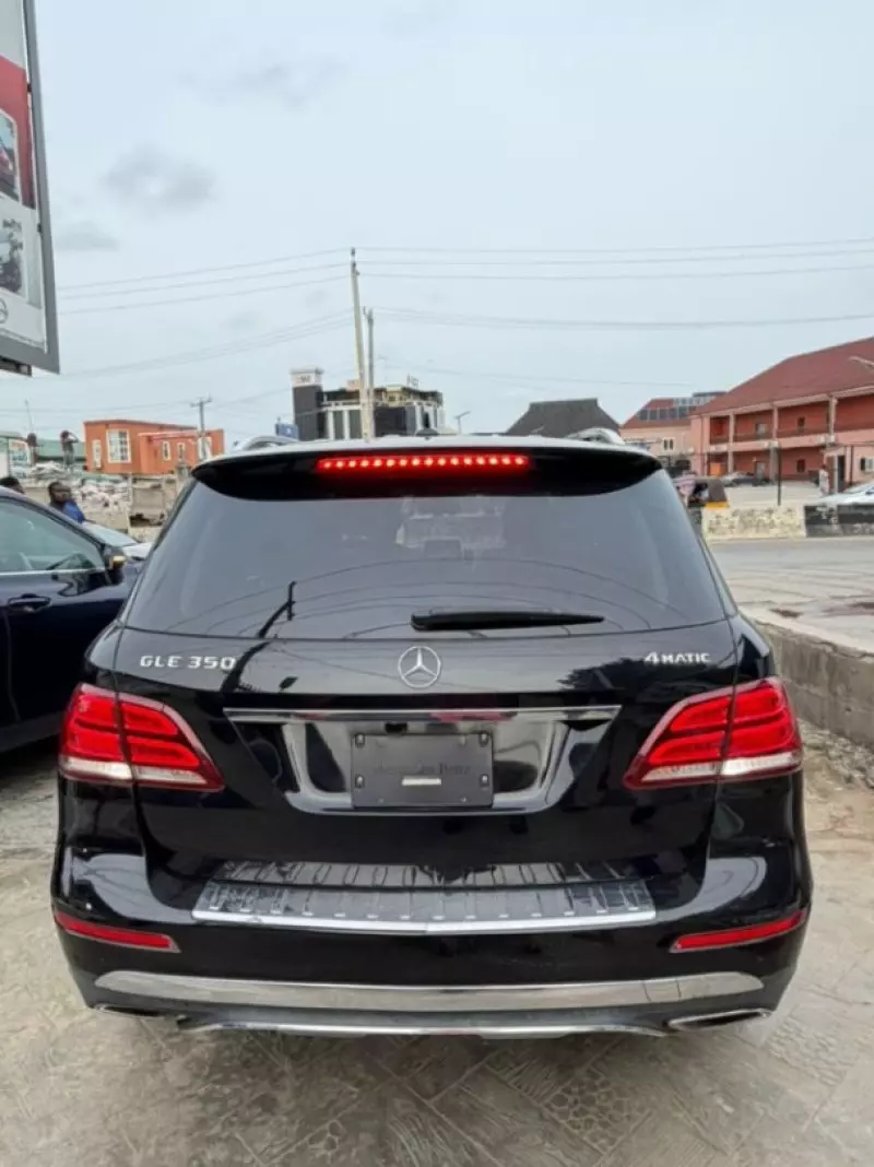 Mercedes-Benz GLE 350   - 2017